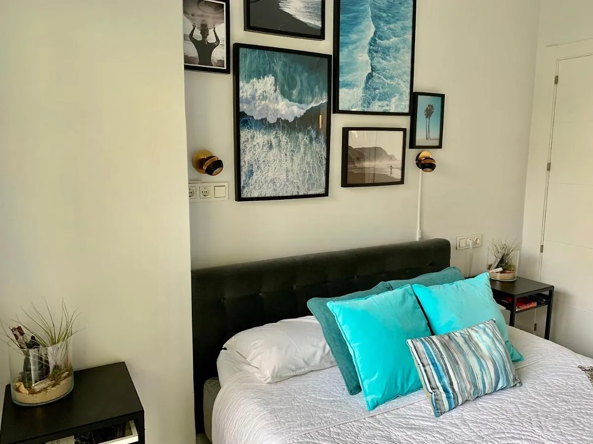 Neptuno Beachfront Apartments Marbella