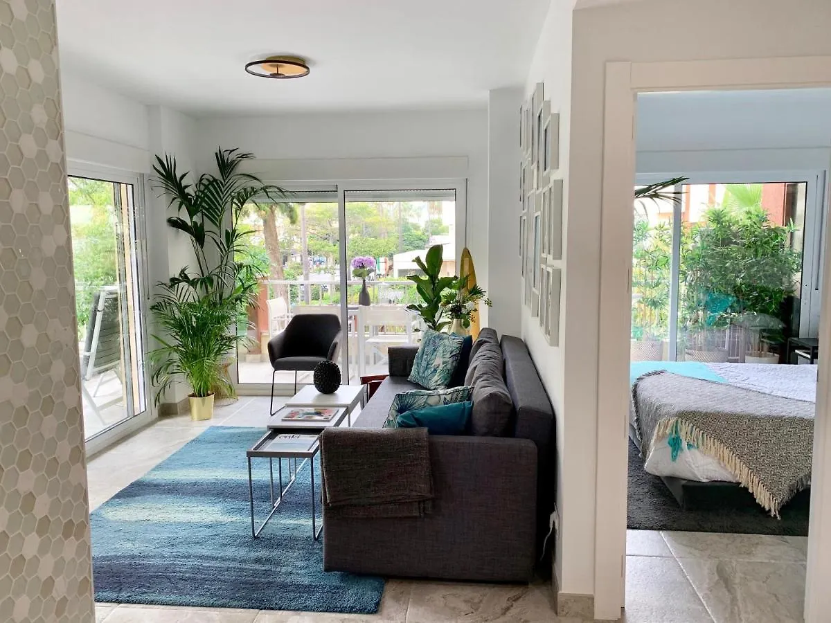 Neptuno Beachfront Apartments Marbella 0*,
