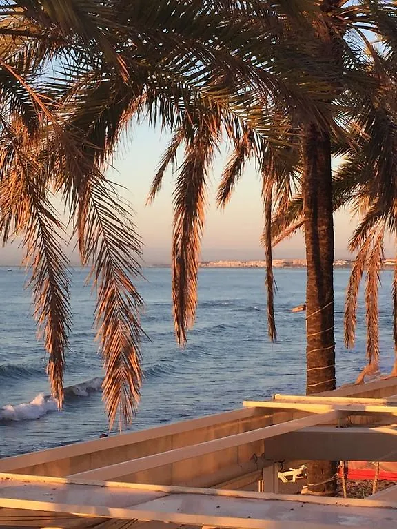 Neptuno Beachfront Apartments Marbella 0*,